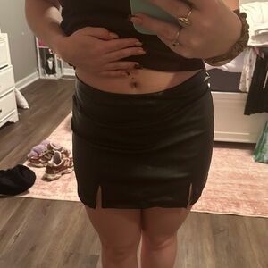 Elegant Black Mini Skirt